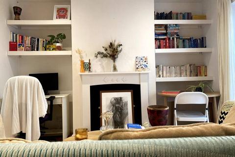1 bedroom flat for sale, Edinburgh Road, Brighton, BN2 3HY
