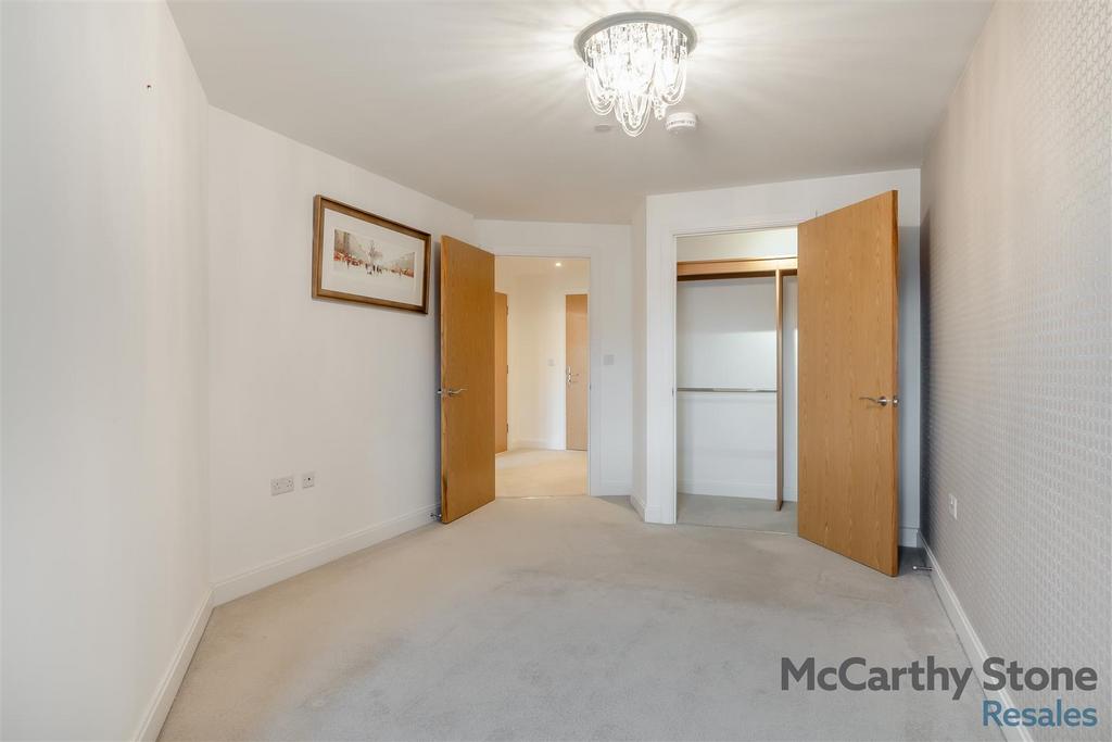 8675684-interior11.jpg
