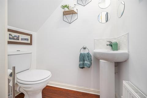 undefined, 220 Dover Drive, Dunfermline, KY11 8HB