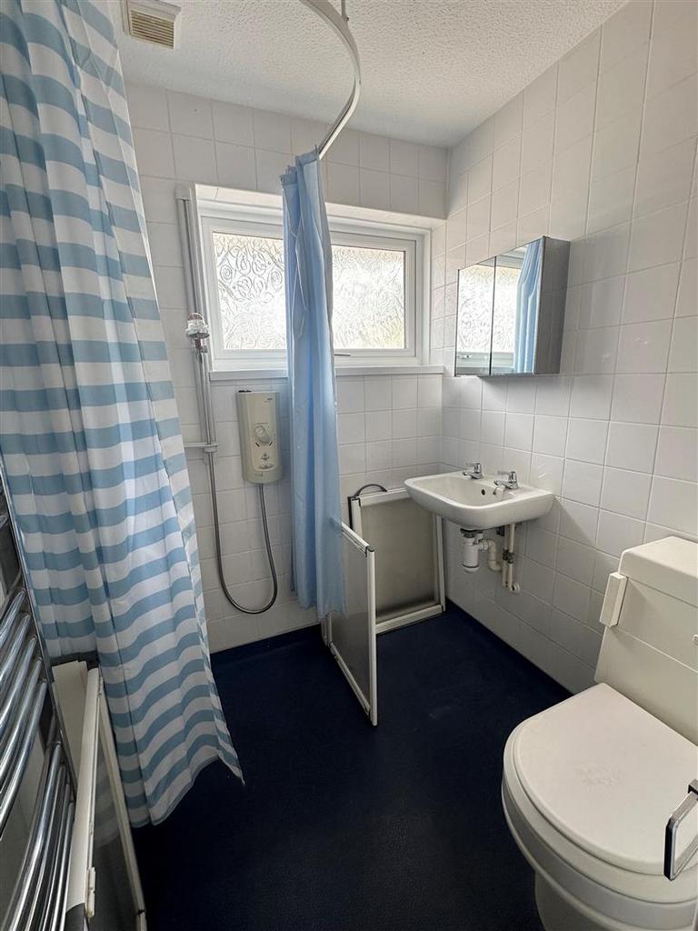 Shower Room.jpg
