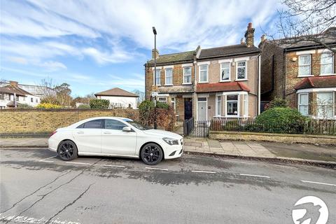 1 bedroom maisonette to rent, Meadowcourt Road, London, SE3