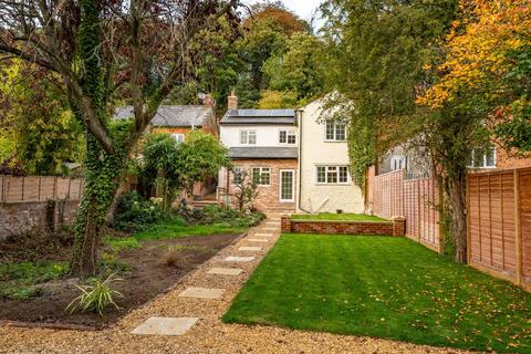 undefined, London Road, Whitchurch, RG28 7NA