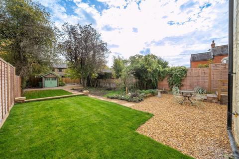 3 bedroom detached house for sale, London Road, Whitchurch, RG28 7NA