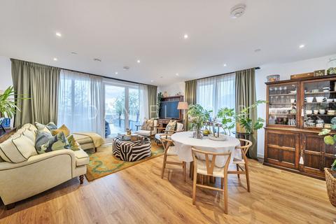 2 bedroom apartment for sale, Dockley Road, London, SE16
