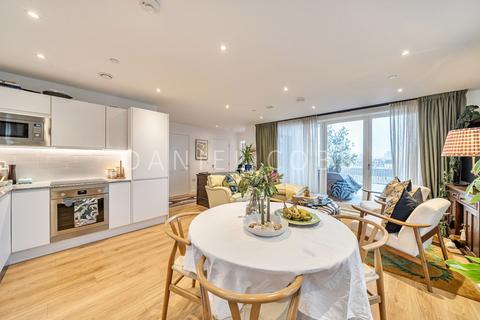 2 bedroom apartment for sale, Dockley Road, London, SE16