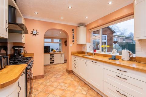 4 bedroom detached house for sale, Glen Drive, Boston, PE21
