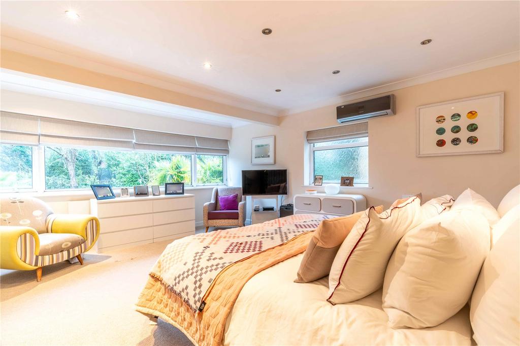 Main Bedroom