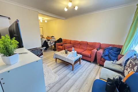 undefined, Windsor Park Road, Hayes UB3