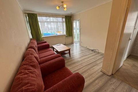 undefined, Windsor Park Road, Hayes UB3