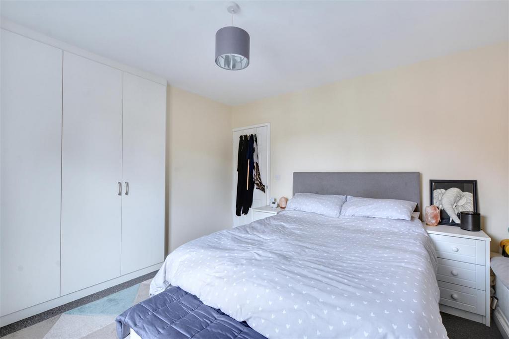 Bedroom 1 2.jpeg