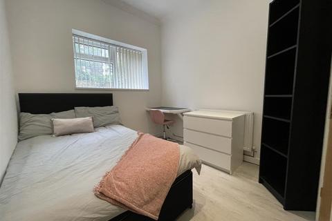 undefined, Richmond Road, Cardiff