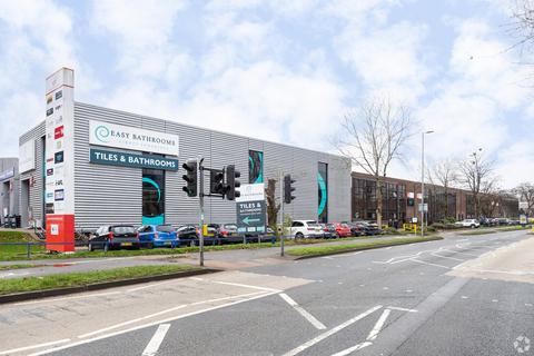 Warehouse to rent, Unit 2, The Western Centre, Western Road Bracknell RG12 1RW