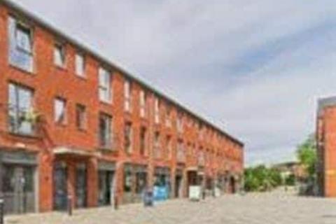 Retail property (high street) to rent, Unit 10, Elms Walk Wokingham RG40 2FE
