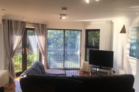 2 bedroom apartment to rent, Apartment 8, Liverpool L23