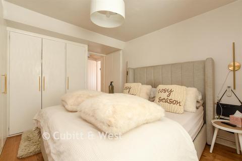 undefined, Croydon Road, Caterham, Surrey