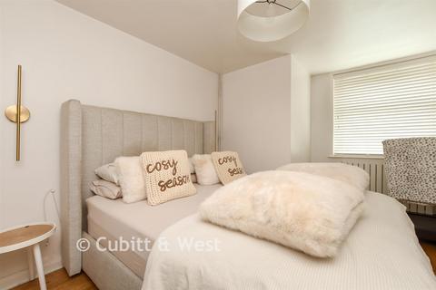 undefined, Croydon Road, Caterham, Surrey
