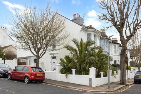 2 bedroom flat for sale, Lucerne Road, Brighton, BN1