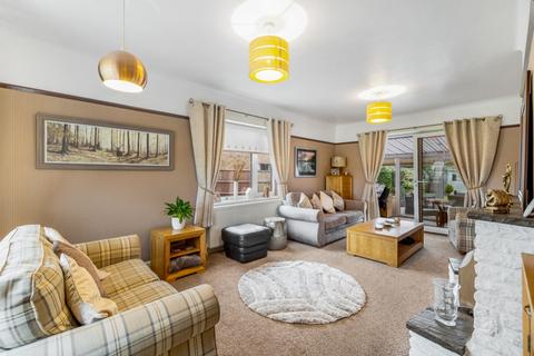 undefined, White Rose, Aisthorpe, Lincoln, Lincolnshire, LN1