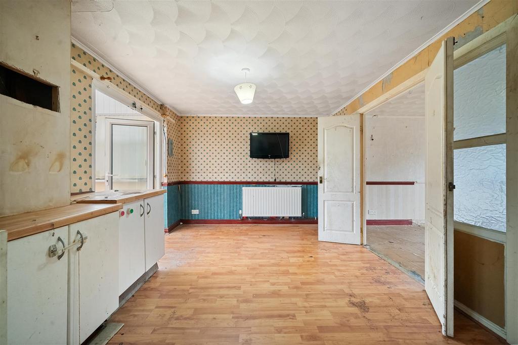 Kitchen6.jpg