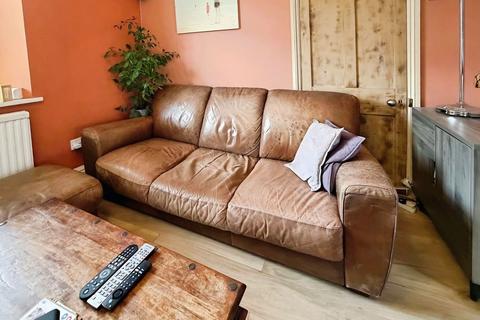 undefined, Mill Street, Swansea SA4
