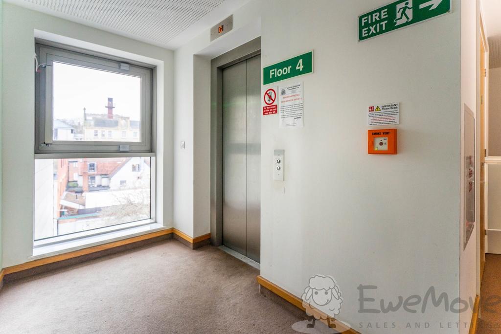 Dmc02705 hdr