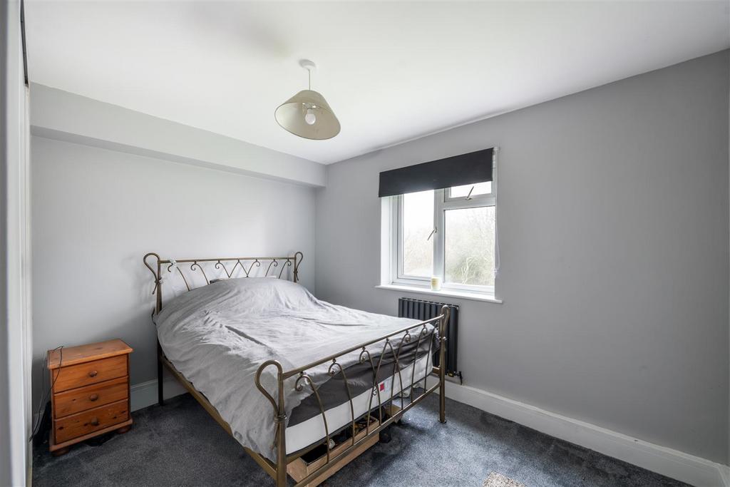 14 Willow Court internals-6.jpg