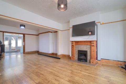 3 bedroom semi-detached house for sale, Del Strother Avenue, Grangefield