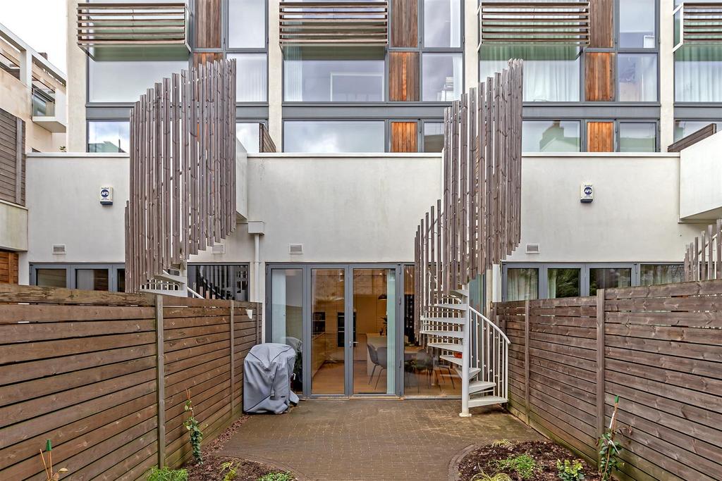 71 Gabriel Square-63.jpg