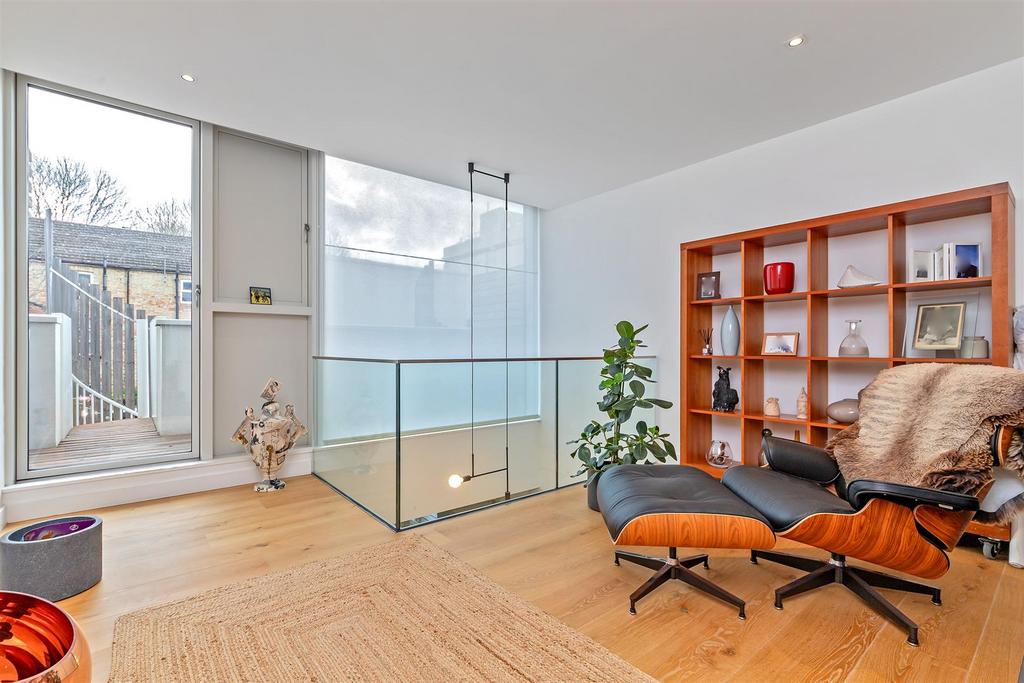 71 Gabriel Square-29.jpg