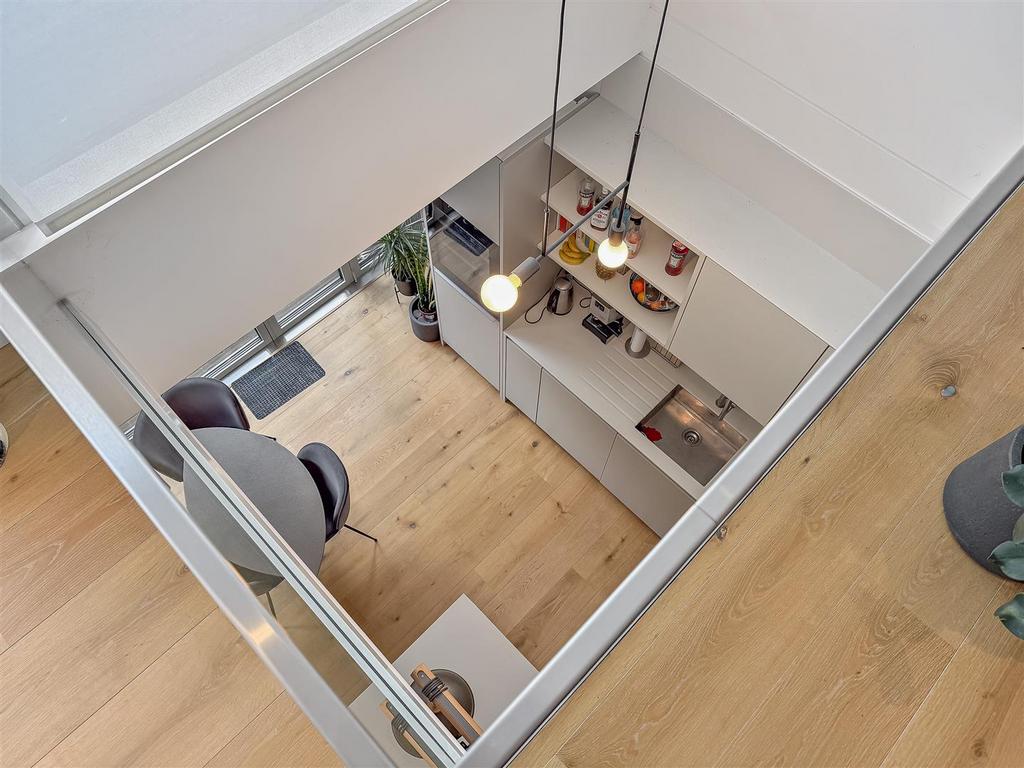 71 Gabriel Square-30.jpg