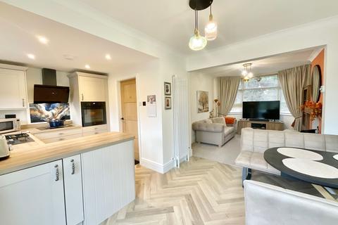 2 bedroom semi-detached house for sale, Hanchurch Crossroad, Newcastle, ST5