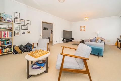 3 bedroom flat to rent, Cranley Gardens, London SW7