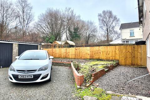 undefined, Ffaldcaiach, Trelewis, CF46