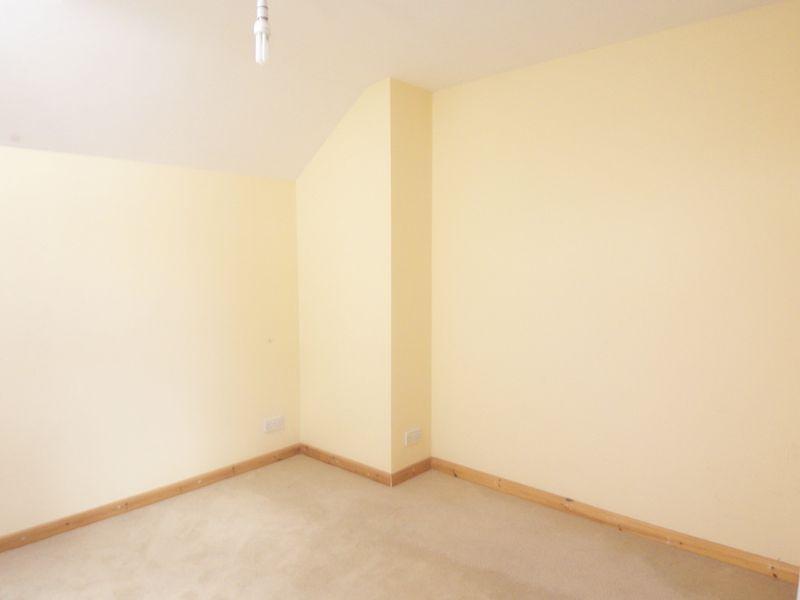 80894 8528621 img 12 0000