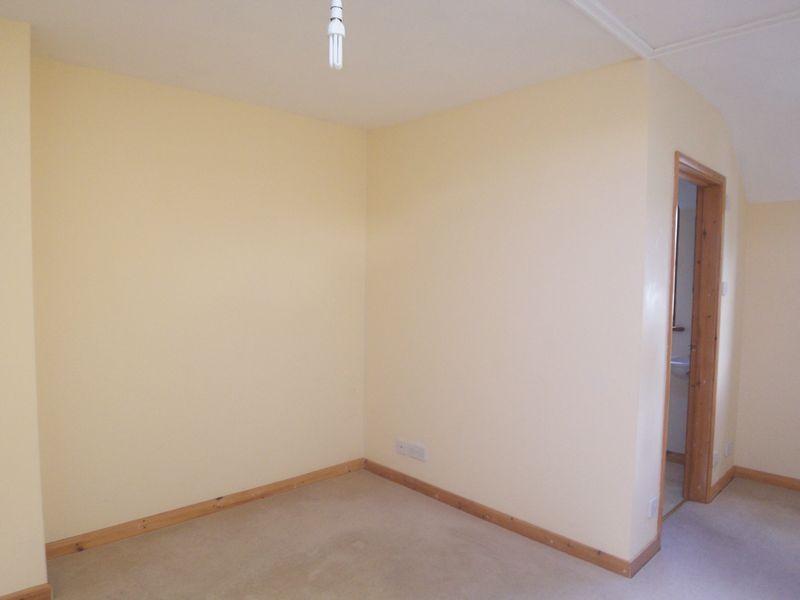 80894 8528621 img 13 0000