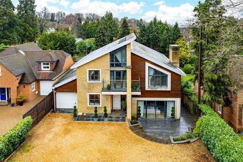 undefined, Mentone Avenue, Aspley Guise, Milton Keynes, Bedfordshire, MK17