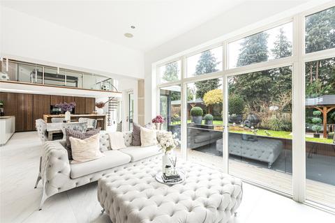 undefined, Mentone Avenue, Aspley Guise, Milton Keynes, Bedfordshire, MK17