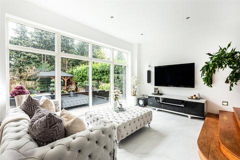 undefined, Mentone Avenue, Aspley Guise, Milton Keynes, Bedfordshire, MK17