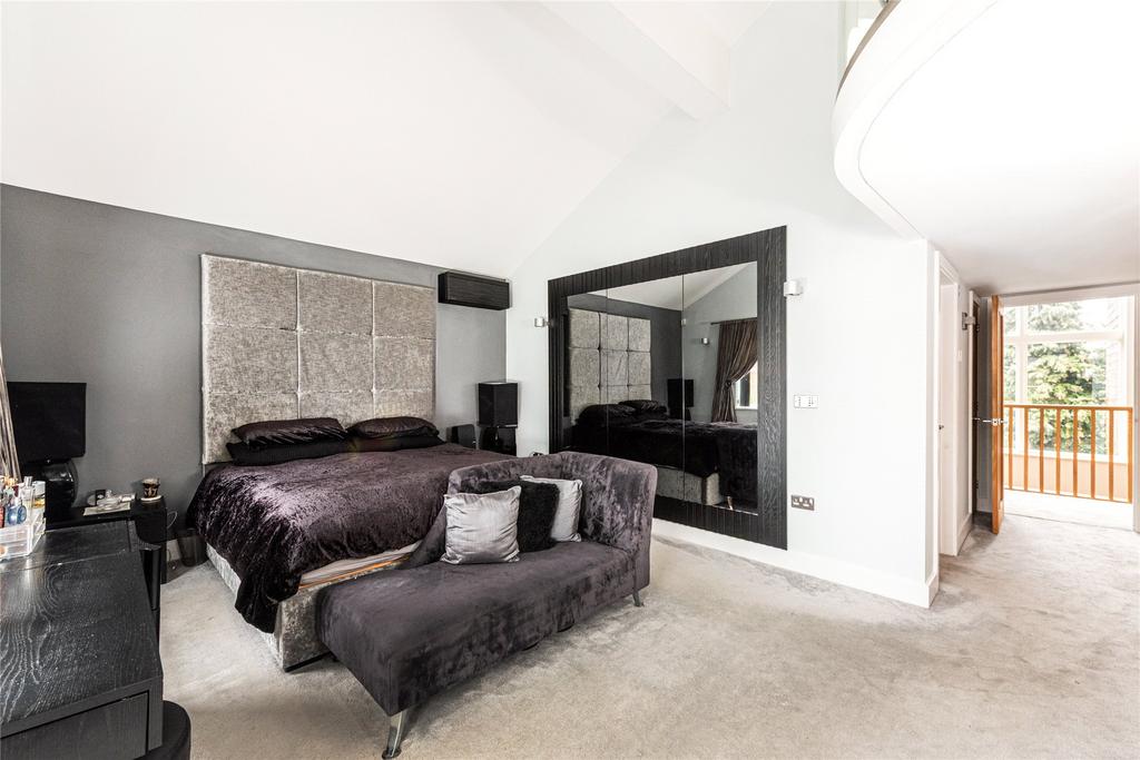 Principal Bedroom