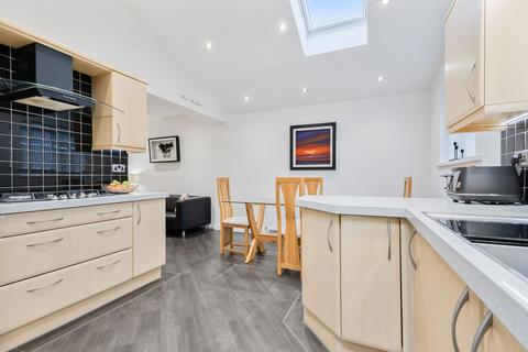 3 bedroom detached bungalow for sale, Park Avenue, Pontefract WF8