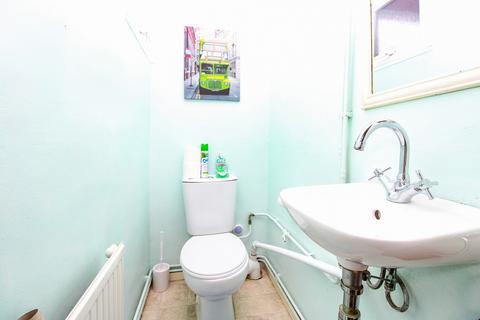 undefined, Cuckfield Close, Crawley, West Sussex. RH11 8UF