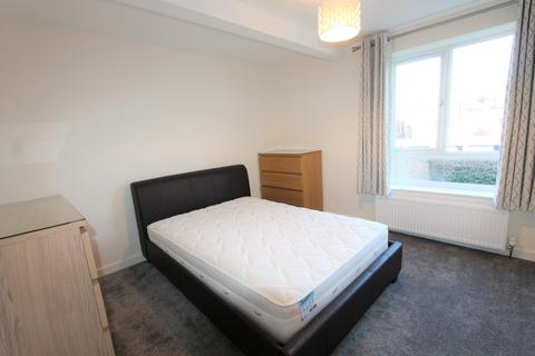 2 bedroom flat to rent, Grosvenor Court, Kenilworth Road, Leamington Spa, CV32