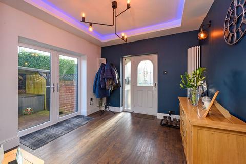 4 bedroom detached house for sale, Vicarage Road, Stourbridge DY8