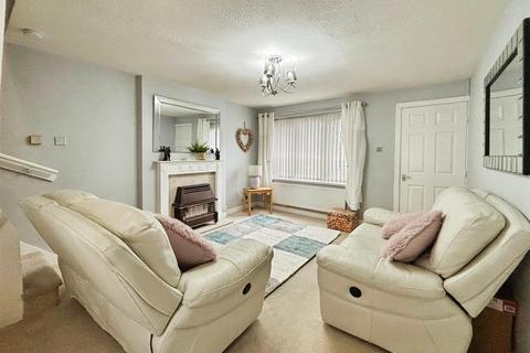 2 bedroom townhouse for sale, Old Farm Crescent, Flockton Road, Bradford BD4