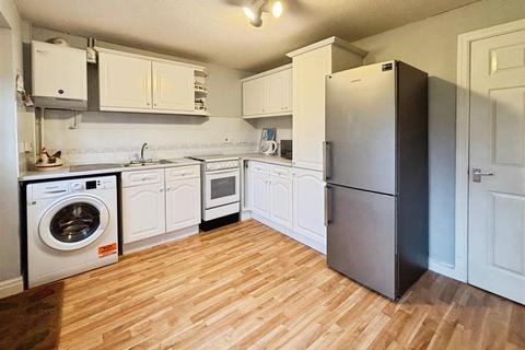 2 bedroom townhouse for sale, Old Farm Crescent, Flockton Road, Bradford BD4