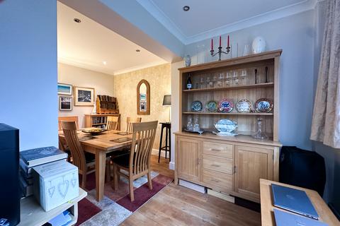 4 bedroom terraced house for sale, Abbey Close Burwell