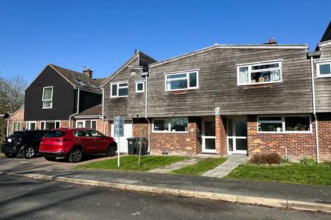 4 bedroom terraced house for sale, Abbey Close Burwell
