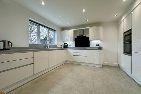undefined, Coopers Drive, Billericay CM11