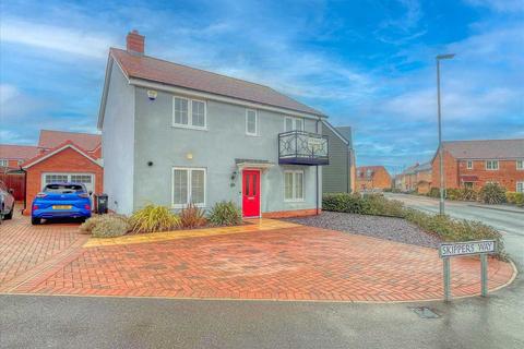 4 bedroom detached house for sale, Walton on the naze CO14
