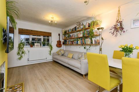 3 bedroom end of terrace house for sale, Military Road, Canterbury, CT1